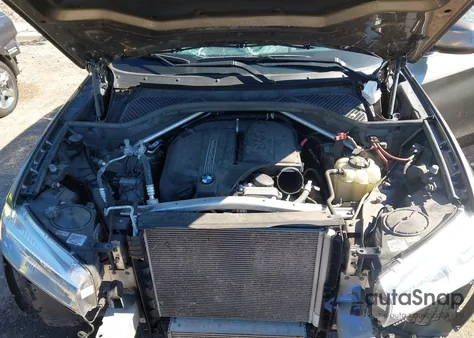 2017 BMW X5 xDrive35I z USA, uszkodzony, nr VIN 5UXKR0C5XH0U52215